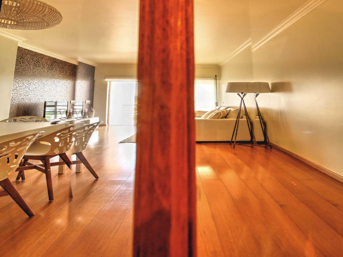 セトゥーバルBalcony With View, Private Garage, An Elevatorアパートメント エクステリア 写真